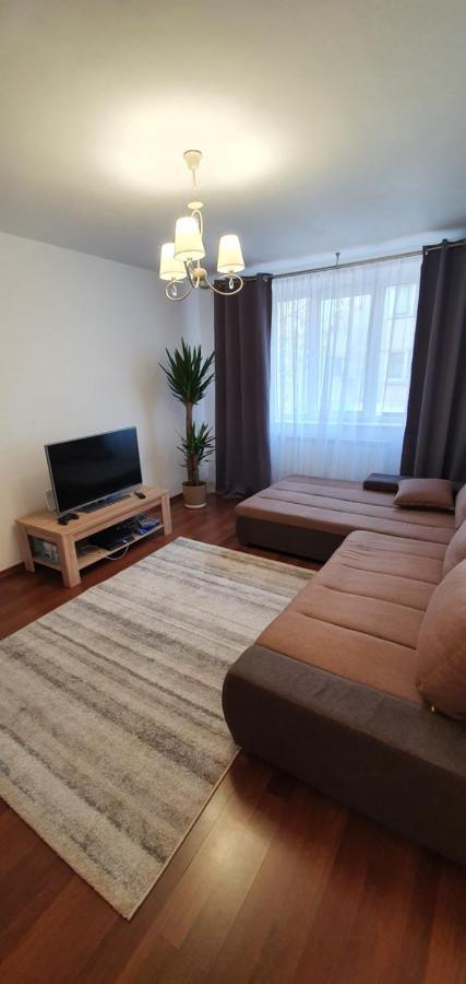 Apartament Chaplins 3 Camere Пьятра-Нямц Экстерьер фото